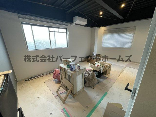 リベラル都丘の居間・リビング|居間です