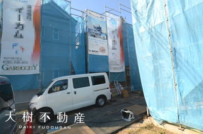 【前面道路含む現地写真】 | 海老名市門沢橋2丁目  新築戸建て　全８棟　【仲介手数料無料】 | ※令和6年3月中旬に撮影