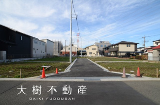 【前面道路含む現地写真】 | ※令和5年12月中旬に撮影