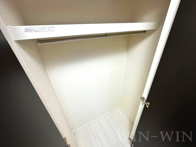 エ・ヴィーバ草間の収納