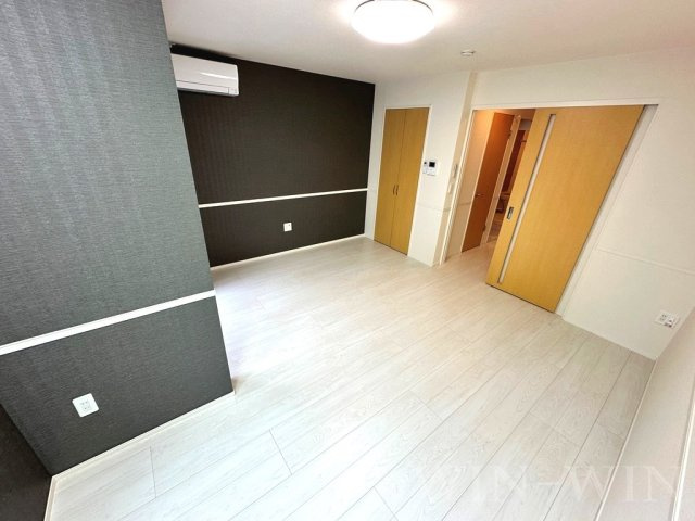 エ・ヴィーバ草間の居間・リビング