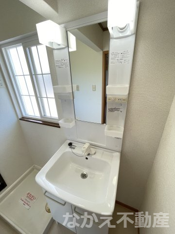 【洗面所】 | 忙しい朝には欠かせない洗面所です