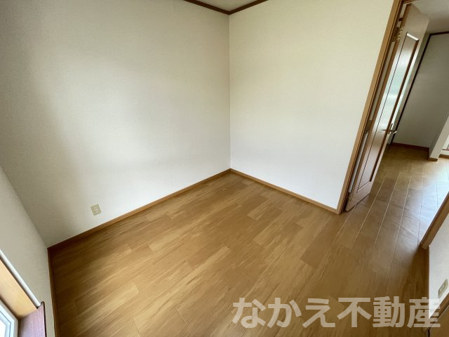 【寝室】 | 落ち着いた色調の寝室です
