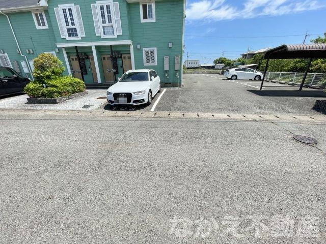 【駐車場】 | 駐車スペースもあります