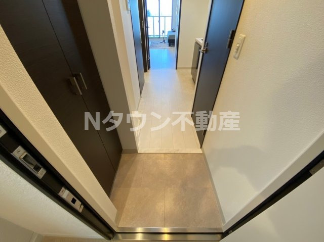 【玄関】 | エステムコート名古屋平安通クチュール | 明るい玄関です