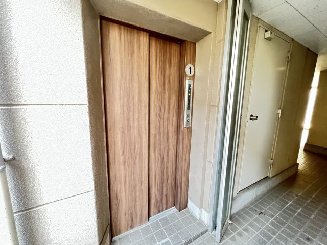 Aビルのその他共用部分|エレベーター
