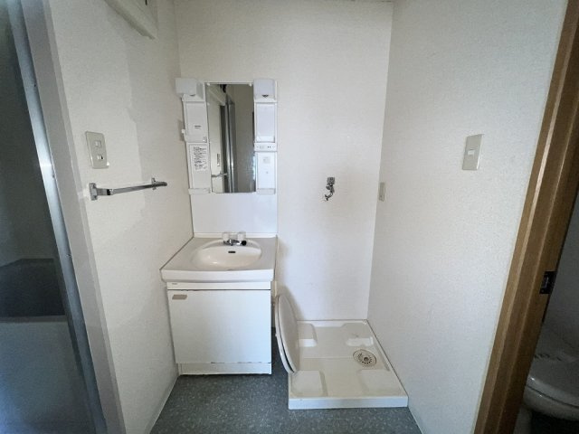 Aビルの洗面所|※別部屋参考写真