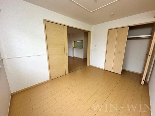 ベル・レベッカの洋室