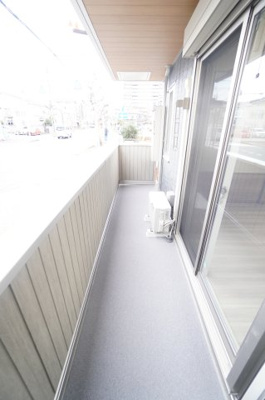 【バルコニー】 | Arc千葉本町 | 全フロア、全室シャッター付きです！