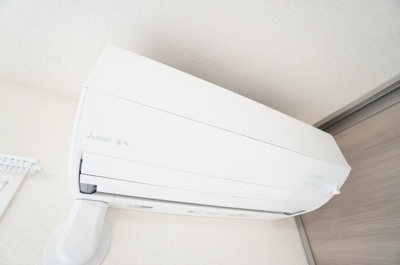 【設備】 | Arc千葉本町 | 新品のエアコン設置ずみ！