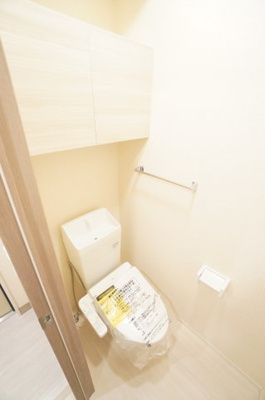 【トイレ】 | Arc千葉本町 | 温水洗浄暖房便座、便利な棚付きです♪