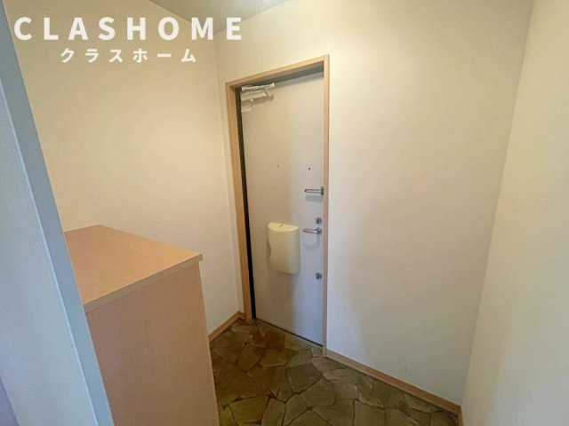 ベルクムント　　　刈谷市近郊の賃貸はクラスホームの玄関|同物件の別部屋になります。