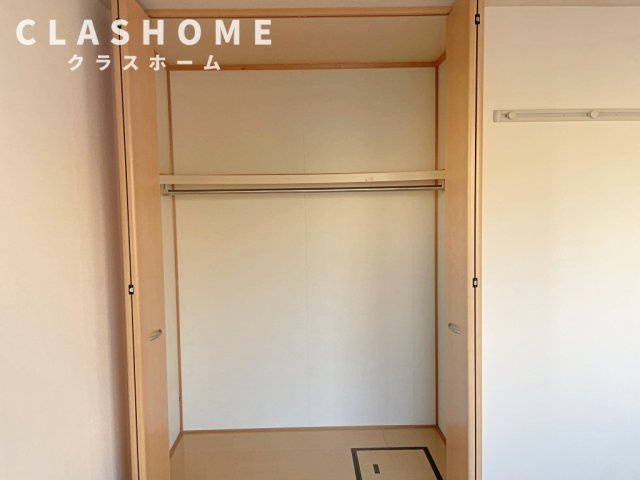 ベルクムント　　　刈谷市近郊の賃貸はクラスホームの収納|同物件の別部屋になります。