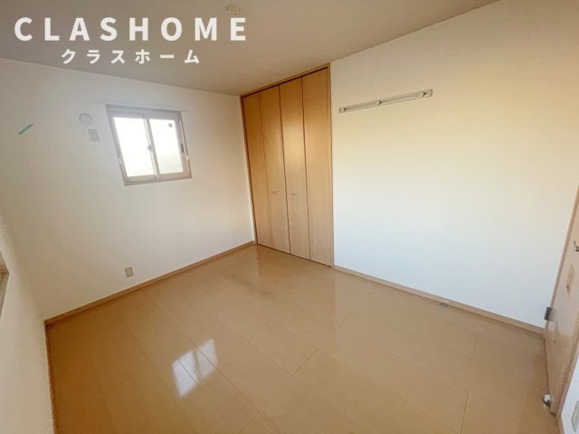 ベルクムント　　　刈谷市近郊の賃貸はクラスホームの洋室|同物件の別部屋になります。
