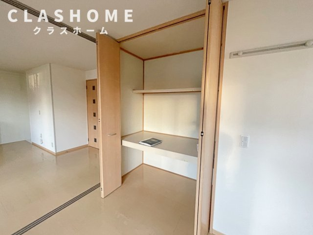 ベルクムント　　　刈谷市近郊の賃貸はクラスホームの収納|同物件の別部屋になります。