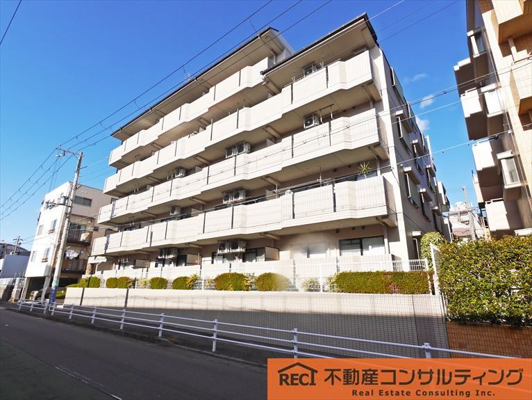 エンゼルハイム本山の外観