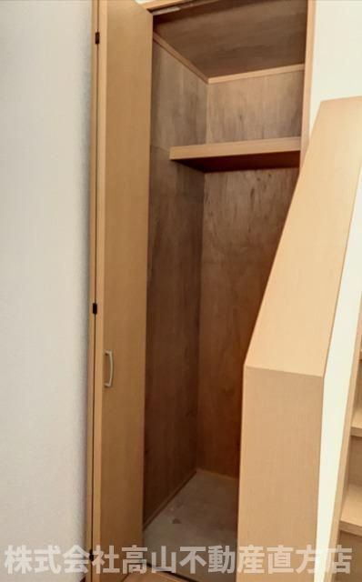 レフィナード木屋瀬の収納