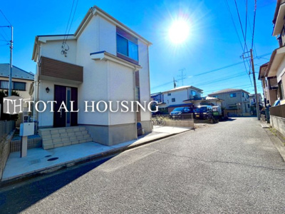 【前面道路含む現地写真】 | 小金井市貫井南町1丁目　中古戸建　全1棟