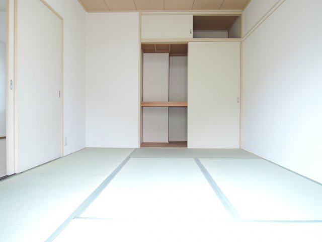 【寝室】 | ラフォーレ