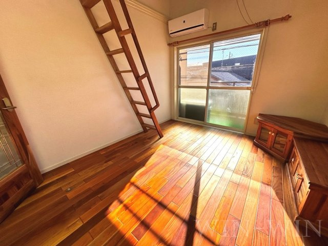 ユトリロ柱九番町の寝室