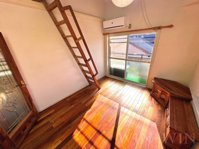 ユトリロ柱九番町の居間・リビング