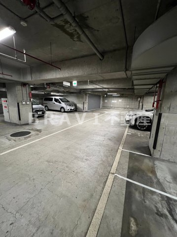森ノ宮スカイガーデンハウス　BRAVI不動産の駐車場|【森之宮スカイガーデンハウス】駐車場完備です