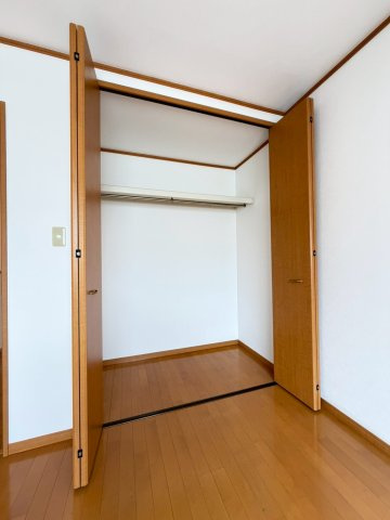 橋の内大興貸家の収納