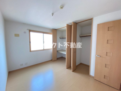 【寝室】 | フルール・ド・スリジェ A棟 | 【フルール・ド・スリジェ A棟】