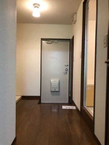 暁21・うえきⅠ号館の玄関|イメージになります。