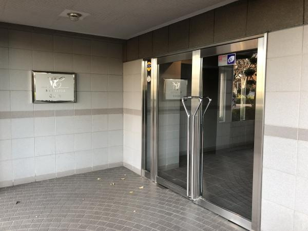 マイキャッスル都立大のエントランス