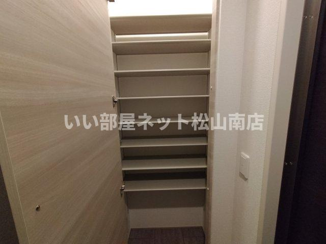【収納】 | カトレアⅥ