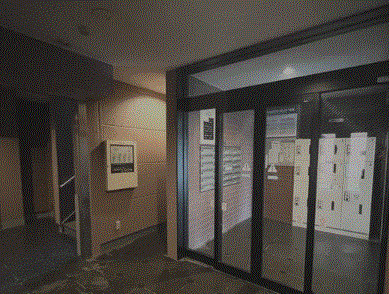 【エントランス】BROOKSTONE横濱 