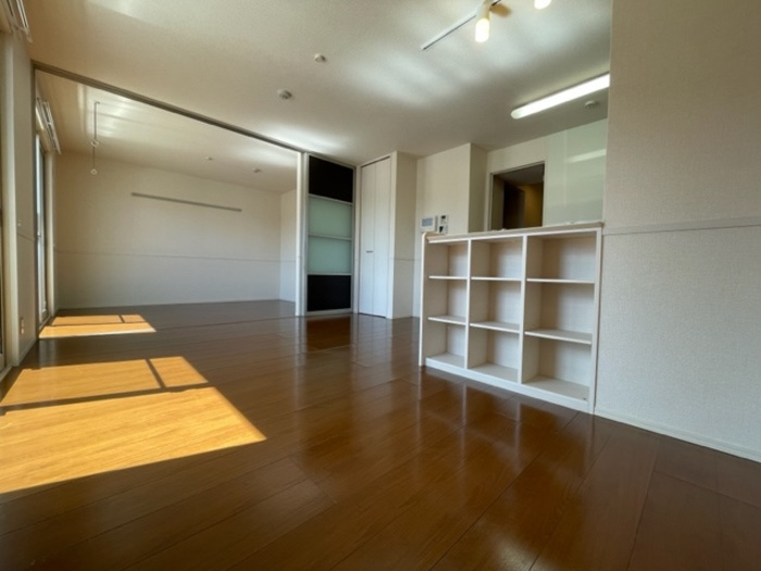 ピュアロータスⅡの居間・リビング