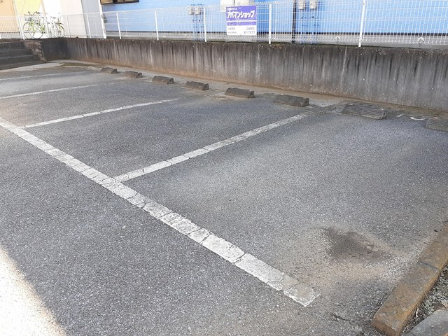ガーデンヒルズの駐車場|駐車場