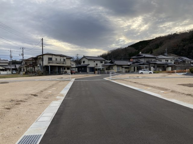 御津金川　分譲地の外観