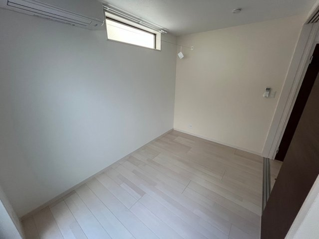 グローリア西昇の洋室