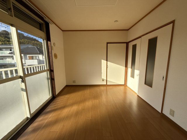 ドミール前田の寝室