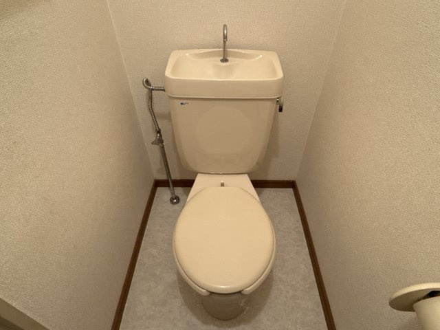 ドミール前田のトイレ