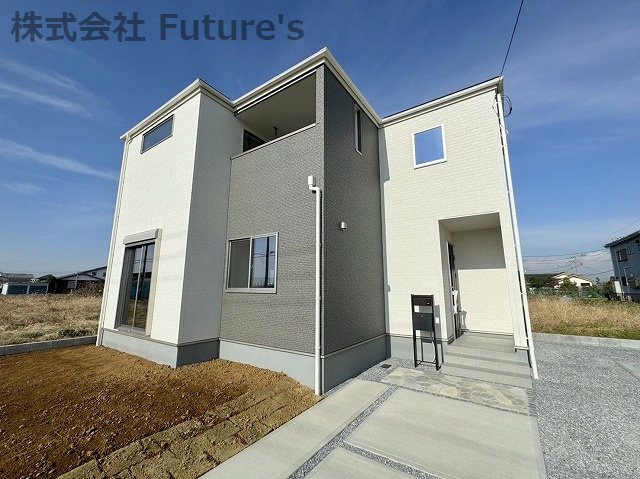 吉川市上笹塚　新築戸建　全1棟の外観|吉川市上笹塚・全1棟！！完成済みにつき内覧可能です！！