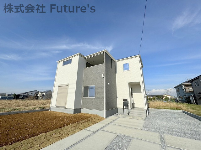 吉川市上笹塚　新築戸建　全1棟の外観|吉川市上笹塚・全1棟！！完成済みにつき内覧可能です！！