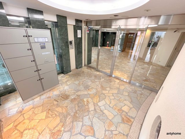 エステムコート京橋セレブ1ポーラスター　仲介手数料無料のロビー