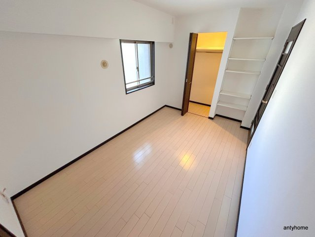 エステムコート京橋セレブ1ポーラスター　仲介手数料無料の寝室