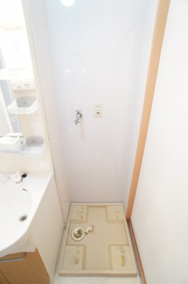 【収納】 | カーサみつわ台J | ※同物件・同タイプの写真です。