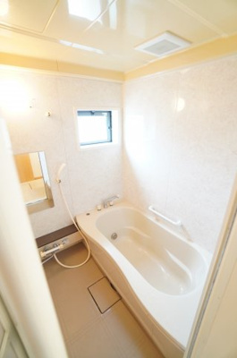 【浴室】 | カーサみつわ台J | ※同物件・同タイプの写真です。