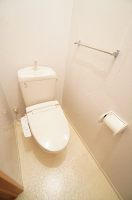 【トイレ】 | カーサみつわ台J | ※同物件・同タイプの写真です。