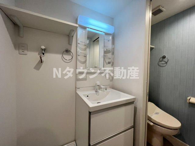 【独立洗面台】 | ハーモニーテラス東水切町Ⅱ | 朝の支度にも助かる、独立の洗髪洗面化粧台