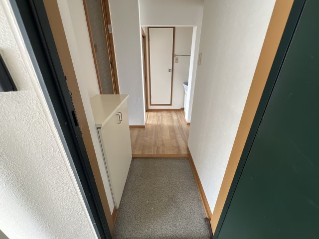 エステートパレス　A棟の玄関