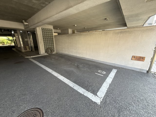 カサ・ディ・フォーレの駐車場