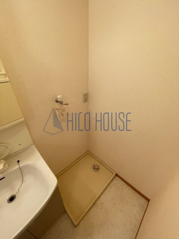 アメジストセージの洋室