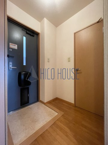 アメジストセージの玄関